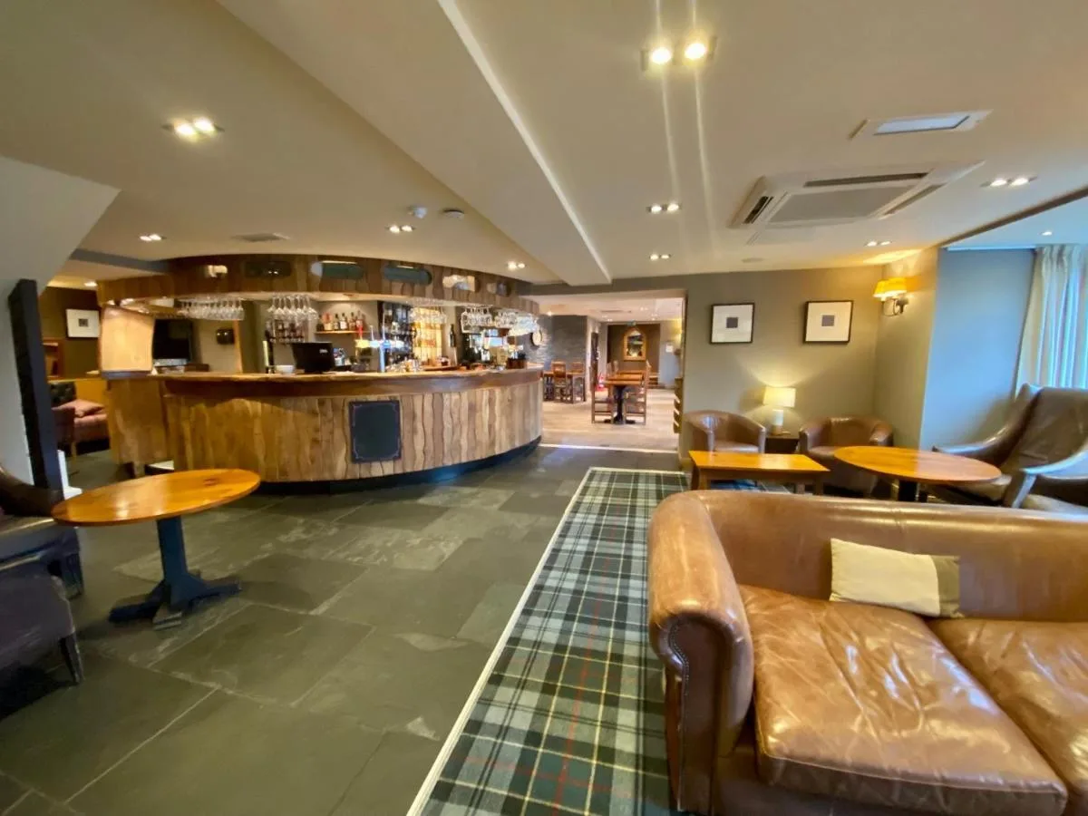 Bar and lounge